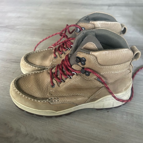 ECCO womens Track 25 Boot Backpacking Boots - Picture 3 of 4